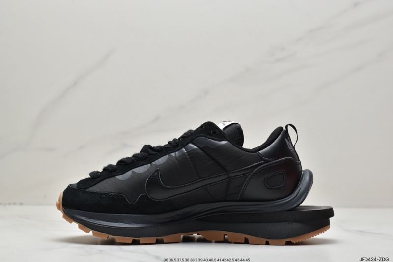 Sacai X Nike regasus vaporrly